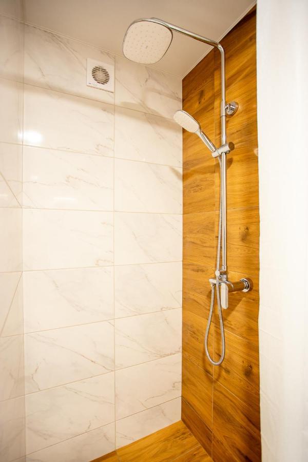 Luxury Apartment With 2 Bedrooms In The City Center Mykolajiv Exteriör bild