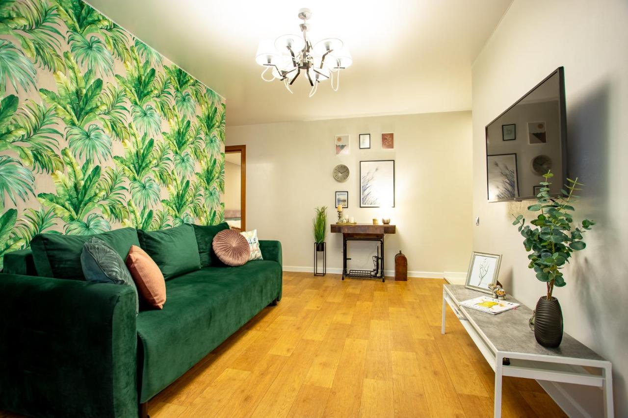 Luxury Apartment With 2 Bedrooms In The City Center Mykolajiv Exteriör bild