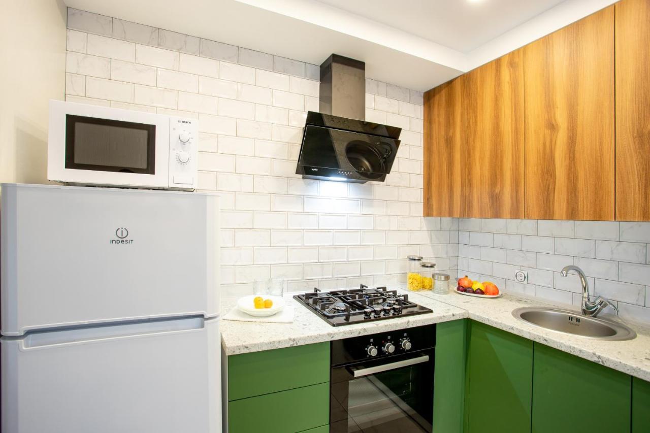 Luxury Apartment With 2 Bedrooms In The City Center Mykolajiv Exteriör bild