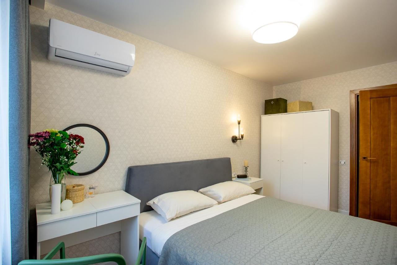 Luxury Apartment With 2 Bedrooms In The City Center Mykolajiv Exteriör bild